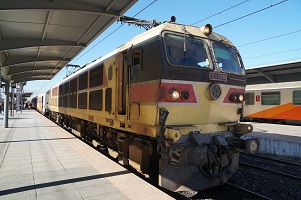 モロッコ国鉄車両